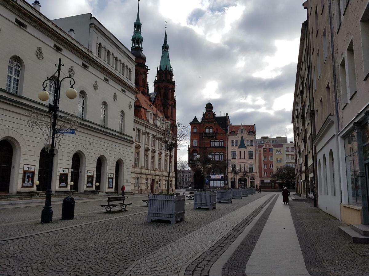Kaja Apartamenty Legnica Kültér fotó