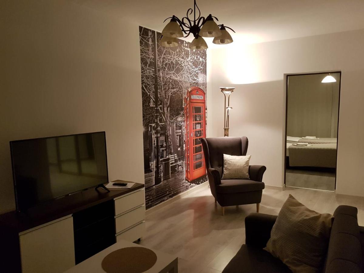 Kaja Apartamenty Legnica Kültér fotó