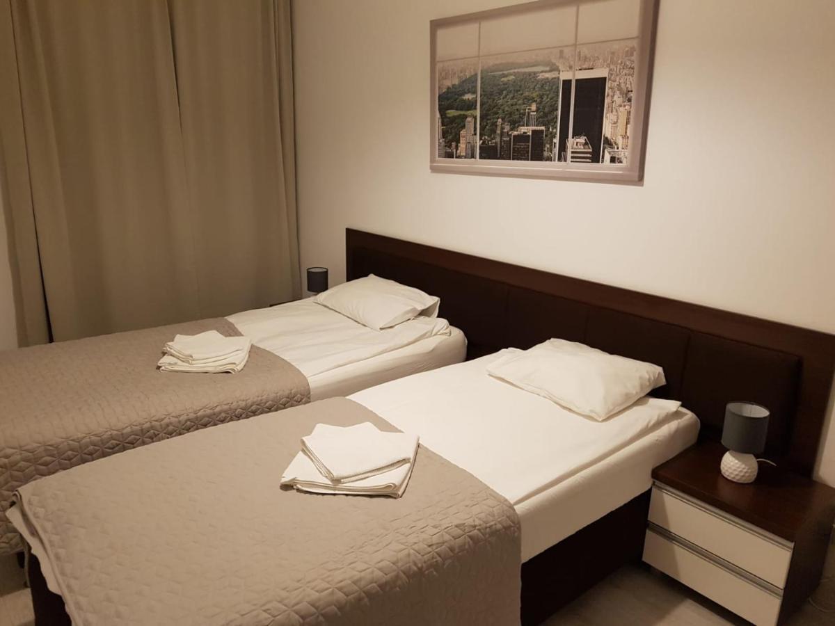 Kaja Apartamenty Legnica Kültér fotó